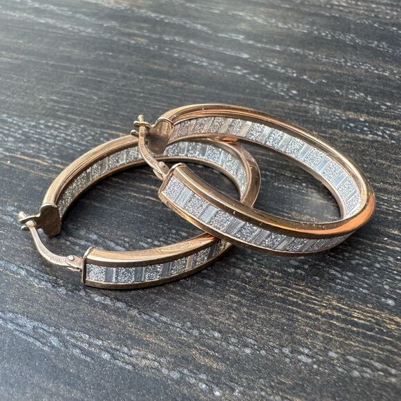 Vtg MILOR 925 Sterling Silver Gold Tone Hoop Earrings 1.5” Italy Sparkly Oval - Picture 4 of 10